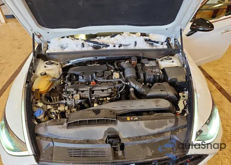 2021 Hyundai Sonata Sel Plus z USA, uszkodzony, nr VIN 5NPEJ4J26MH122736